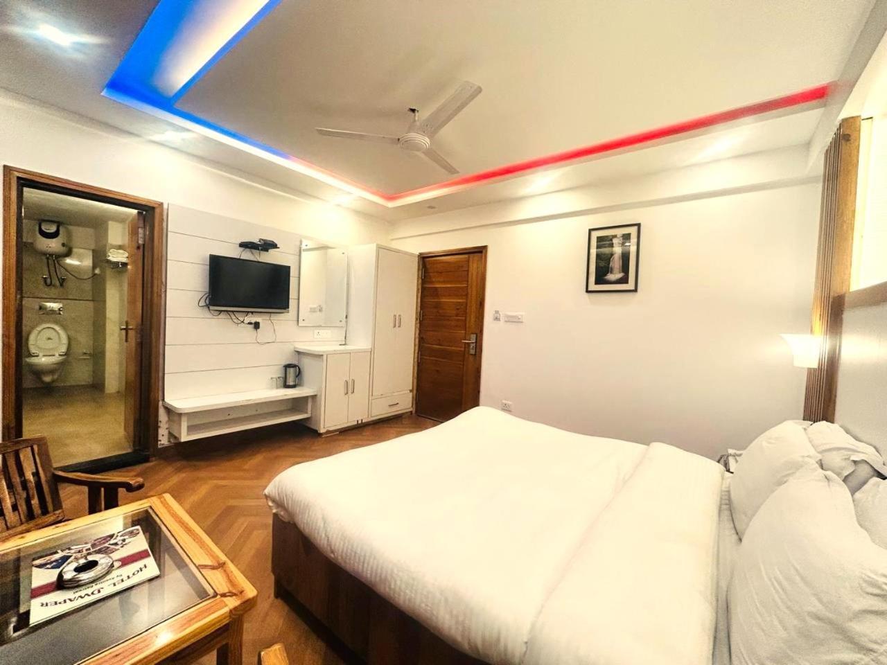 Queens Hill By Edge Mussoorie Ngoại thất bức ảnh