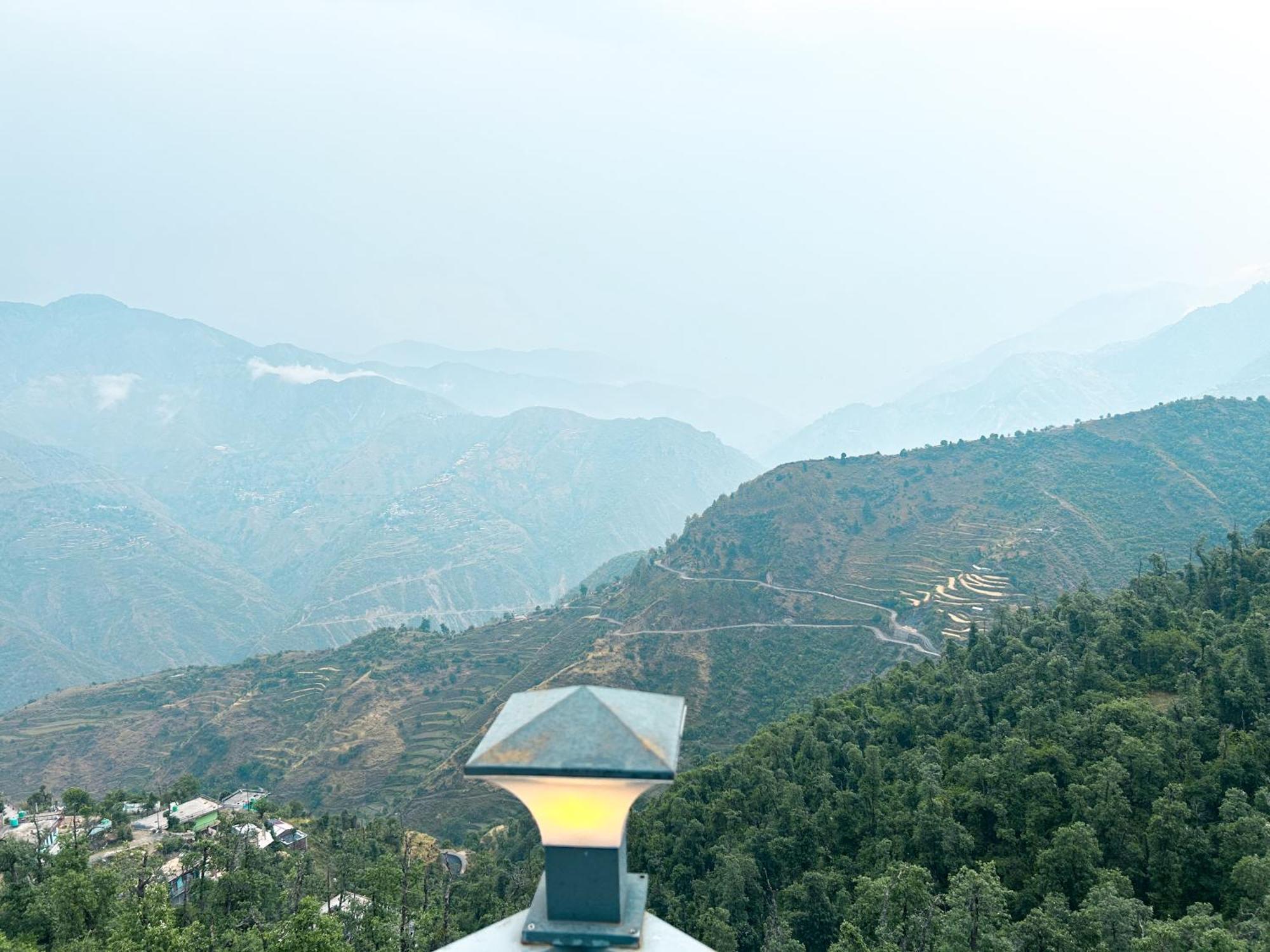Queens Hill By Edge Mussoorie Ngoại thất bức ảnh
